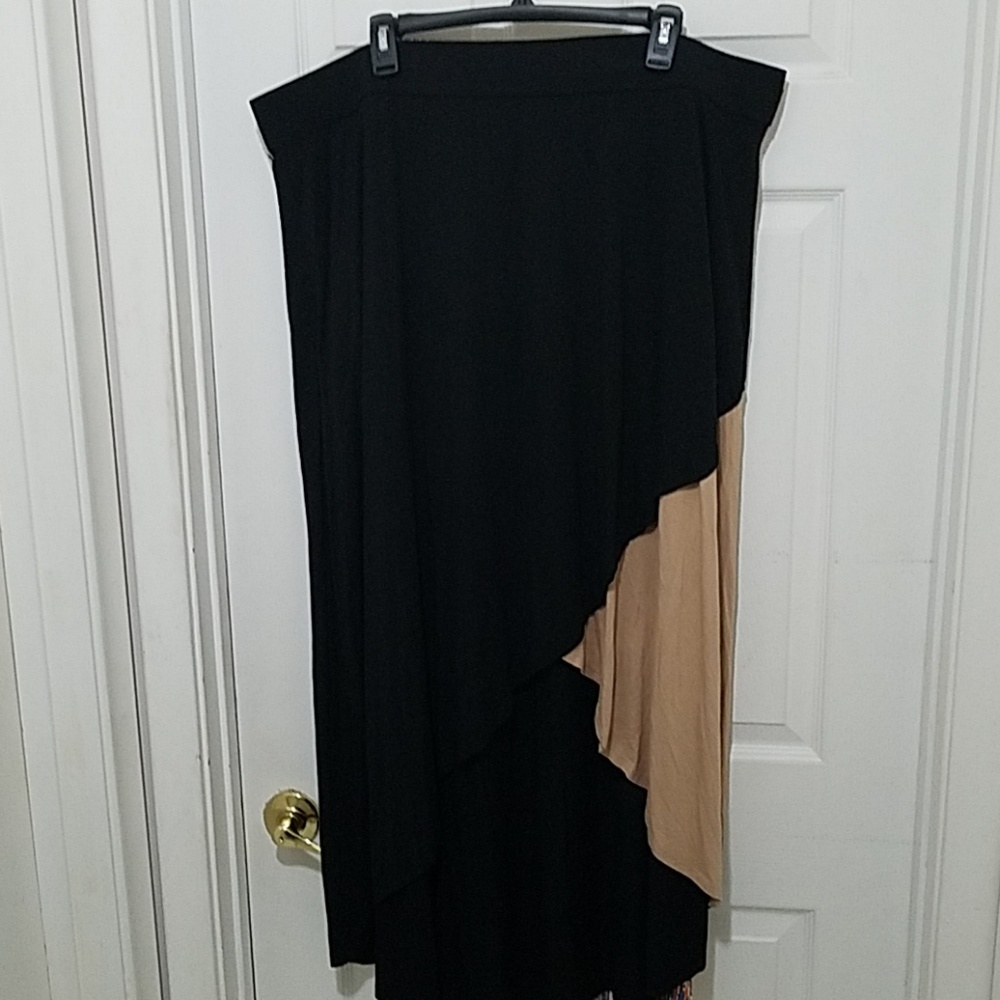 High/low skirt